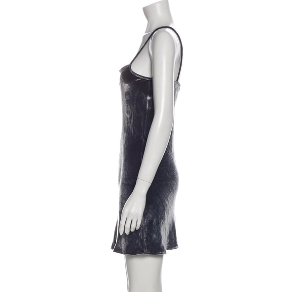 🤍 Reformation mini velvet dress size small - Picture 5 of 6